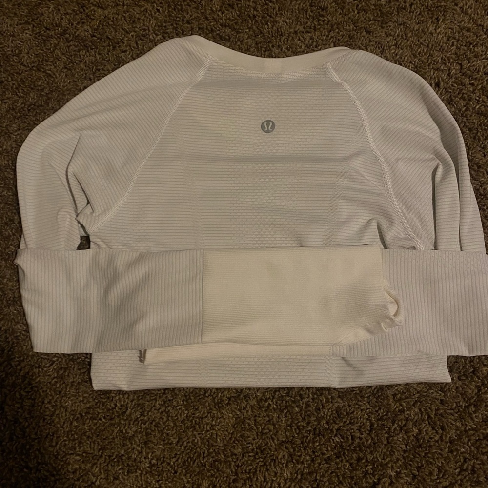 lululemon white swifty tech long sleeve